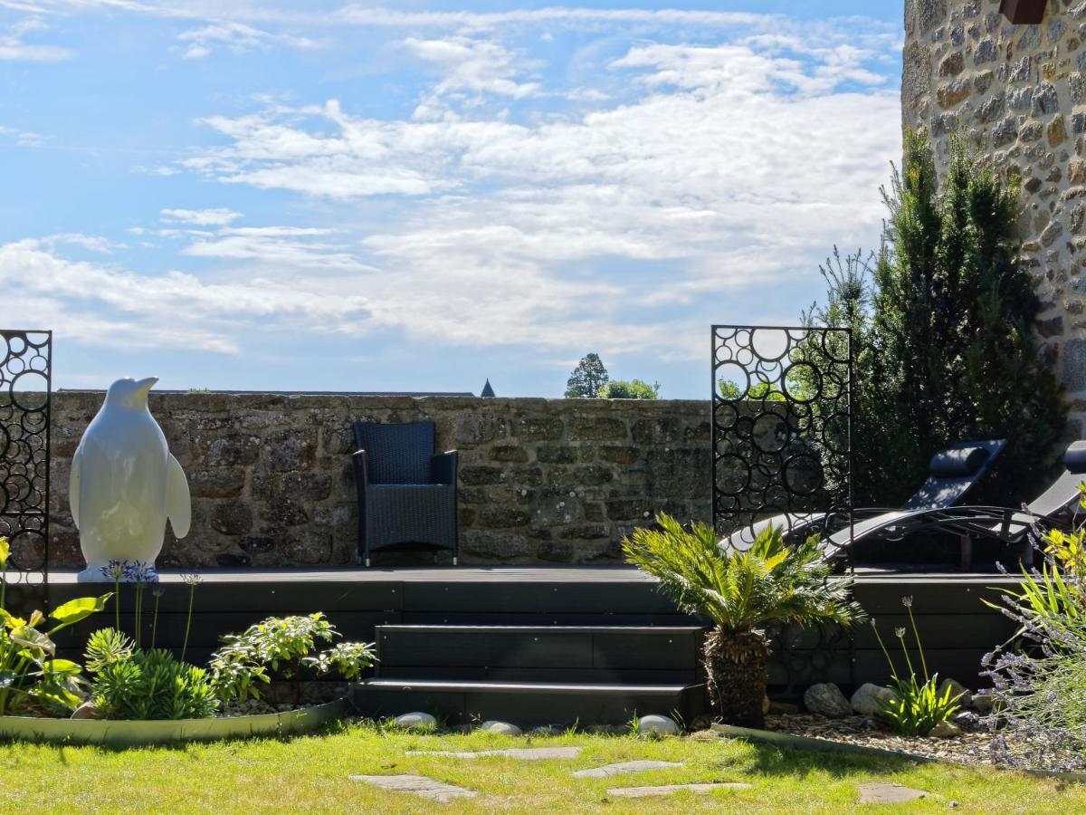 Le 27- Boutique B&B Dinan Exterior photo